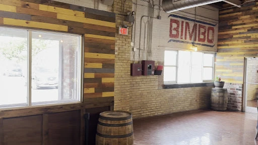 SMOKE:Texas BBQ & Watering Hole